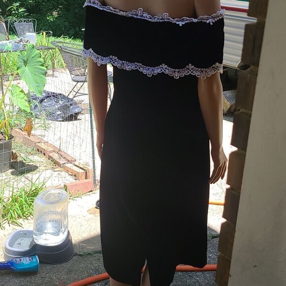 Stunning Vintage L.A. Glo Velvet Beaded Lace Off the shoulder Dress - Picture 7 of 10